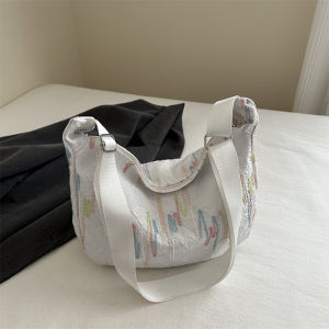 Fashionable Pleated Womens Bag 2024 New Korean Style Large Capacity Dumpling Bag Versatile Student Single Shoulder Crossbody Bag