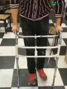 【Fast delivery】Adult Walker with Wheels Elderly Walker Stainless Steel Folding Torque Walker Crutche