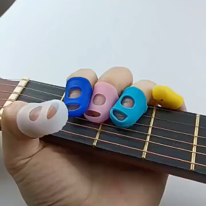 ปลอกนิ้ว ซิลิโคนกันเจ็บ สำหรับ กีตาร์ เบส อูคูเลเล่ ได้ 5 ชื้น