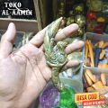 Barang Antik Keris Cundrik Burung Merak terbuat dari bahan besi kuningan. 