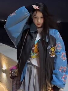 Weixue Black Contrast Stitching Pilot Jacket Top Women Winter Loose Casual Baseball Outwear Zipper Closure Long Sleeve Coat