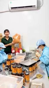 Đông trùng hạ thảo thượng hạng sấy thăng hoa lọ thủy tinh 50gram tặng kèm mật ong ngâm táo đỏ kỷ tử chai thủy tinh