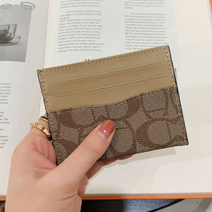 Ultra-Thin Ladies Genuine Leather Mini Card Holder Driver License Wallet Compact Personalized Credit Card Sleeve High-End Style
