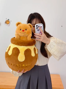 Butter bearตุ๊กตากํามะหยี่น่ารักตาข่ายไทยเนยหมีน้ําลายแผ่นผมสีแดงตุ๊กตาเดียวกันเพื่อส่งสาวตุ๊กตาหมี