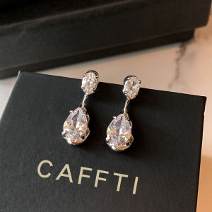 CAFFTI | Silver Sparkling Teardrop Zircon Earrings