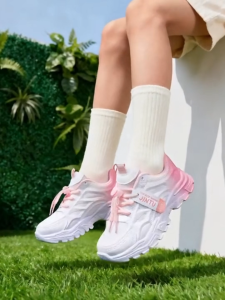 LJMOFA Kids Mesh Sports Shoes Colorblock Breathable Cozy Sneakers for Kids 6-13 Yrs