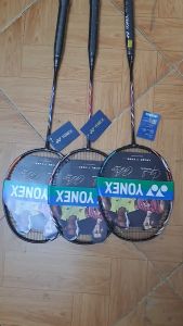 Vợt cầu lông Yonex đơn (1 chiếc )  vợt cầu lông khung đan cước căng đẹp  tặng kèm vỏ bao