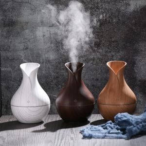 7-Color LED Humidifier Vase 200ML Wood Grain Household Humidifier Silent Aromatherapy Diffuser for Summer Office & Indoor Use