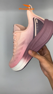 Phoenix Shiga Sepatu Running Wanita