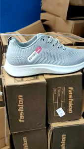 รองเท้าผ้าใบผู้ชายรองเท้ากีฬาตาข่ายระบายอากาศสำหรับผู้ชาย รองเท้าลำลองพื้นนุ่ม กันลื่น รองเท้าวิ่ง รองเท้าเดินทางสำหรับผู้ชาย