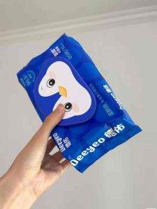 (Bundle of 5packs)Deeyeo Wet Toilet Paper 40s of Wet Wipes Toilet Cleaning Paper Wipes Portable Family Flushable Toilet Wipes Thickened