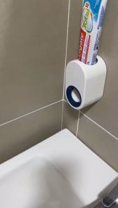 Dinding dipasang tekan ubat gigi automatik Squeezer ubat gigi ubat gigi Dispenser ubat gigi/Wall Mounted Push Automatic Toothpaste Squeezer Toothpaste Shelf Toothpaste Dispenser 壁挂免打孔 挤牙膏神器 自动挤牙膏器 牙膏架