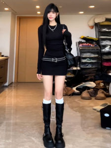 Váy Ngắn Bó Sát Màu Đen Gợi Cảm Cho Nữ Mùa Thu Đông Dài Tay Cổ Tròn Dáng Chữ a Váy Ngắn Bên Trong Mặc Trong Nhà