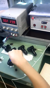 บลูทูธรถยนต์ CarMp3 Player bluetooth เครื่องส่งสัญญาณ FM หัวชาร์จเร็วในรถไฟLEDที่ชาร์จมือถืออย่างรวดเร็วรองรับTFการ์ยูดิ พร้อมจัดส่ง 24 ชั่วโมง