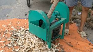 Máy chuyên băm thái các loại cây thu.ốc làm dược liệu