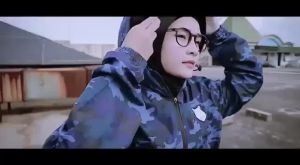 jaket parasut wanita | Jaket wanita & Pria | jaket gunung | var CHEST dari the bojiel