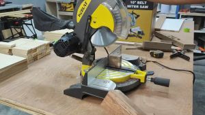 KEELAT Kpro-KMS01 10 Inch Miter Sawing Machine / Aluminum Wood Plastic Electric Saw Aluminum Machine 210mm 45° Cutting Saw Tools