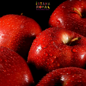 SWEET & JUICY ENVY APPLES IMPORTED FROM NEW ZEALAND - PACK OF 3 - ISTANA ROYAL FRUITS