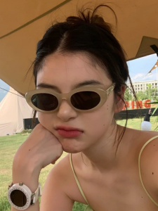 Retro Màu Trà Sữa Khung Nhỏ Y2K /Năm 2000 Kính Mát Nữ Phong Cách Đường Phố Kính Mát Snapback Cay Bé Gái Thời Trang Sành Điệu Thoáng Mát