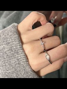 Nhẫn Thánh Giá màu bạc cho nữ đính đá zircon điều chỉnh được độ rộng phong cách Hàn Quốc quà tặng Công Giáo