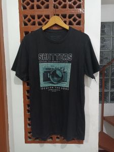 Kaos Escobar shutters second