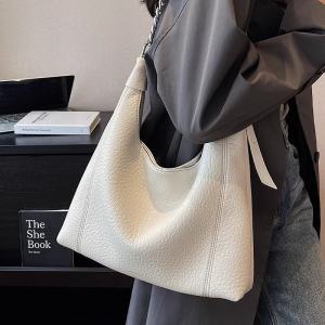 Large Capacity Leather Tote Bag Womens Commuter Single Shoulder Bag Versatile Underarm Crossbody Bag Fashionable 2025 New Style
