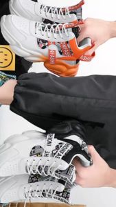 Astrid ของใหม่ 2025 รองเท้าผ้าใบผู้ชาย รองเท้าแฟชั่น รองเท้ากีฬา มี3สี（ส้ม ดำ ฟ้า）A0187 พร้อมส่ง