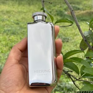 ถ้วยใส่เหล้าขนาดเล็กแบบพกพาทำจากเหล็กไนคร์ 304 หนาสำหรับใช้ในบ้าน สำหรับใช้กลางแจ้ง พร้อมกระเป๋าหนัง เครื่องประดับเหล้า สินค้าที่ต้องใช้ใบอนุญาต