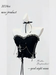 Gothic Cross Chain Bralette Unique Rose Pattern Lace Skirt Layers โดย NANA ชุดราตรีสําหรับผู้หญิง