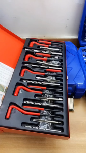 131PCS/CASE Metric Helicoil Thread Repair Tool Kit Heli Coil Rethreading Insert Drill Bits Spark Plug Automotive Engine Motor Stud Bolt Tap Universal Threaded Restorer Restoring Rethread