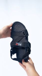 Sandal Gunung Pria & Anak AD01: Desain Ergonomis & Nyaman