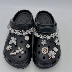 13Pcs/Set Crocs Jibbitz Charms Luxury Style Perforated Shoe Buckle White Crystal Diamond Shoe Chain Detachable Pearl Buckle Decoration for Crocs