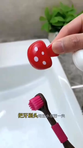 BECORATE Toothbrush Storage Clip Portable Travel Toothbrush Protective Cap Household Storage Box with Lid Red White Yellow 4.7*4.2*2.8cm Dustproof Holder - Light Cover