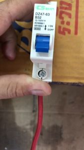 เบรกเกอร์ ใช้กับอินเวอเตอร์ ออนกริด ออฟกริด โซล่าเซลล์ DC 1P