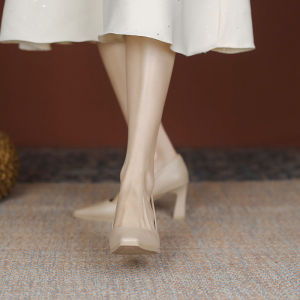 สีนู้ด รองเท้าส้นสูง ผู้หญิง 2024 ใหม่ สไตล์ฝรั่งเศส Small Square Head Retro นุ่ม หนัง รองเท้าทํางานกันลื่น ทันสมัย รองเท้าธุรกิจ