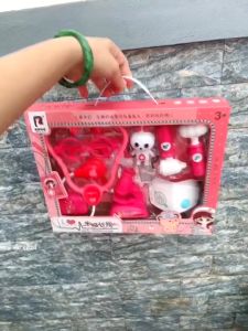 Đồ chơi bác sĩ cho bé gái [ ảnh tự chụp].Đồ chơi khám bác sĩ-bác sĩ Thỏ kèm ống nghe bác sĩ đồ chơi.