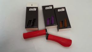 【In Stock PH】 ODI MTB Grip Silicone Bicycle Handle Grip Ergonomic Antislip Bike Grips Cycling Parts