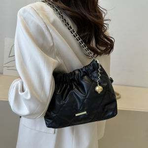 Fashionable Large Capacity Embroidered Bucket Bag for Women New 2023 Chain Crossbody Shoulder Bag Soft Surface Casual Style