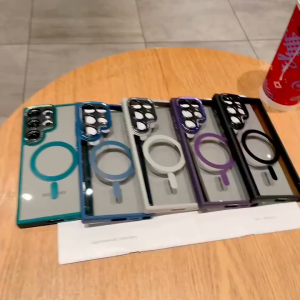 ✨ส่งด่วน24ชม✨ เคสกันกล้อง พร้อมเลนส์กล้อง เคสแม่เหล็ก เปลือกนิ่ม S21 S22 S23 S24 FE Plus Ultra for Samsung Galaxy เคสใสขอบสี