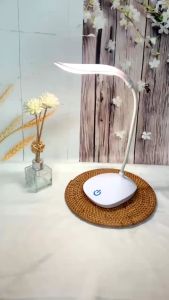 Lampu Meja LED 3 Mode Sentuh Eyelash Extension by TOPSELLER1