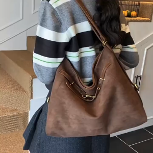 SEA YADOU  กระเป๋าสะพายข้างผู้หญิงหนังกลับแฟชั่นความจุขนาดใหญ่กระเป๋าเป้สะพายหลังลำลองเปิดปิดซิปออกแบบเย็บอเนกประสงค์และใช้งานได้จริง