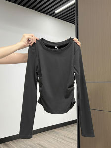 Áo Thun Nữ Tay Dài Cổ Tròn Ôm Vừa Vặn Thời Trang Thu Đông Mới Về Có Chi Tiết Xếp Ly Bên Hông