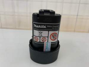 Pin makita 12v sạc zin chính hãng