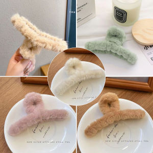 Masely Soft Furry Hair Claws Big Clamps Faux Fur Hair Clips Sweet Plush Hair Crabs Clip for Girls