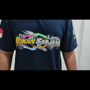 KAOS TSHIRT BAJU BUKAN SARJANA BUKAN BERARTI GAGAL DI PENGHASILAN