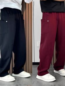 กางเกงกีฬาชายทรงหลวมขาตรงทรงหลวมฤดูใบไม้ร่วงปี 2025 กางเกงขายาวทรงหลวมสีพื้นพร้อมกระเป๋าใหญ่สำหรับผู้ชาย