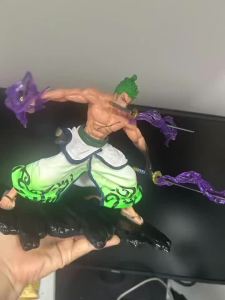 Bandai | Figura de Ação Estilo Anime OnePiece Phantom RoronoaZoro Modelo de Estátua Colecionável Presentes para Desktop Modelo Artesanal