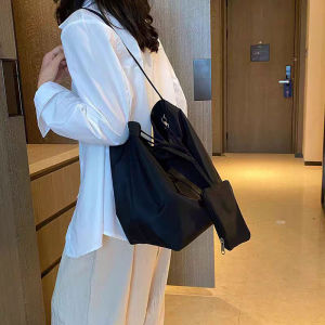 Mens and Womens Neutral Bag Womens 2024 New Arrival Nylon Cloth Shoulder Underarm Bucket Bag Red Niche Style Fashion Tote Bag