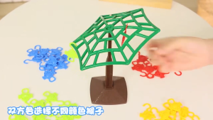 Đồ chơi cây khỉ móc vui nhộn rèn luyện khéo tay cho bé mới nhất 2025