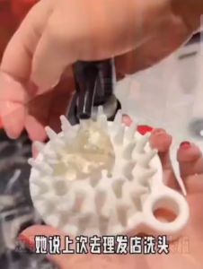 ALAT PIJAT KEPALA SILIKON / SISIR KERAMAS ANTI KETOMBE RONTOK